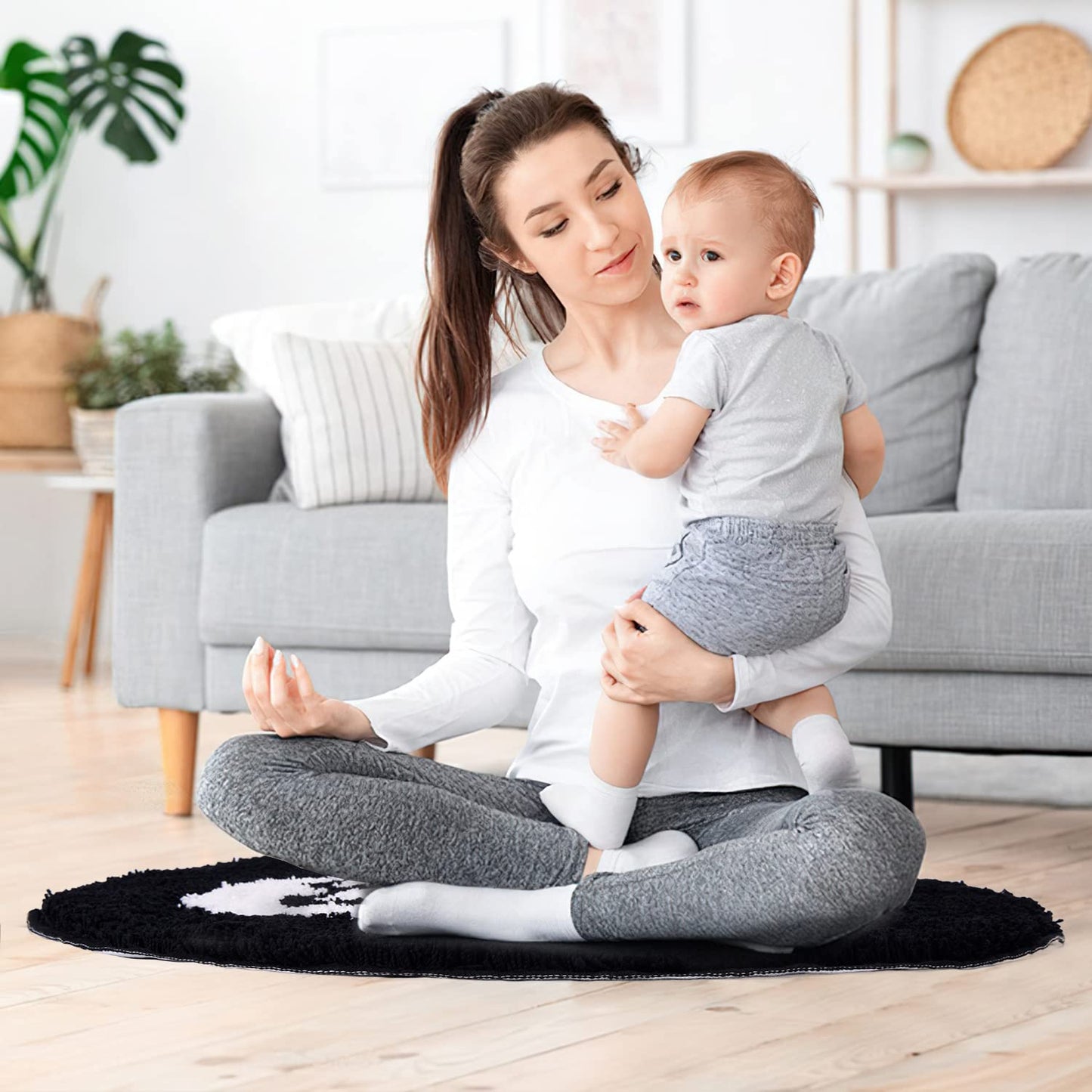 8 Ball Rug - 40 inch Black Round Carpet Billiard Pool 8 Ball Carpet, Non-Slip Flocking Floor Bath Mat for Living Room Decor, Alt Room Decor Soft Y2K Rug Hypebeast Doormat for Bedroom