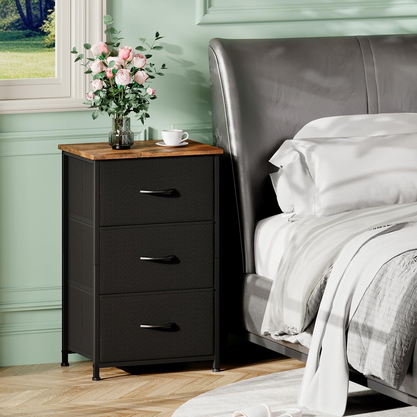 Somdot Nightstand, 3 Drawer Dresser for Bedroom, Bedside Table Night Stand End Table with Fabric Bins for Bedroom Closet Dorm, Black