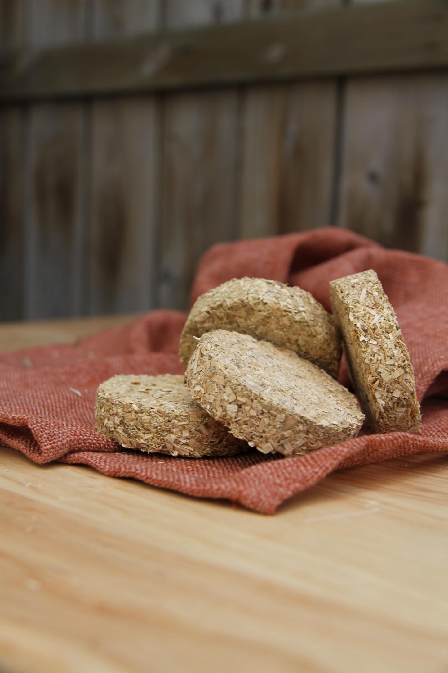 Bradley Smoker Bisquettes for Grilling and BBQ, Hickory Wood Blend, 120 Pack