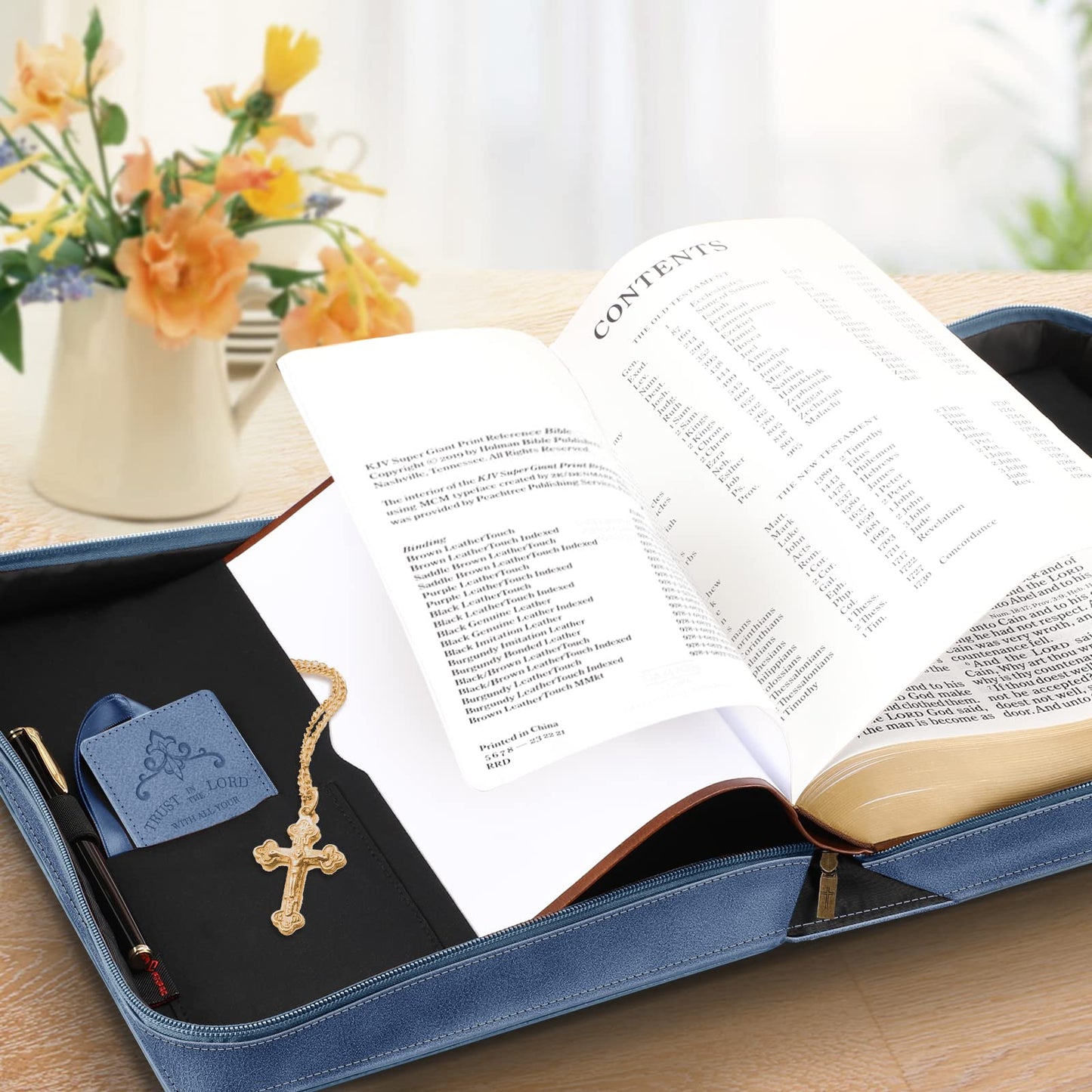 FINPAC Large Classic Bible Cover, Vegan Leather Carrying Book Case Church Bag Bible Protective with Handle, Gift for Men, Women, Blue, Medium