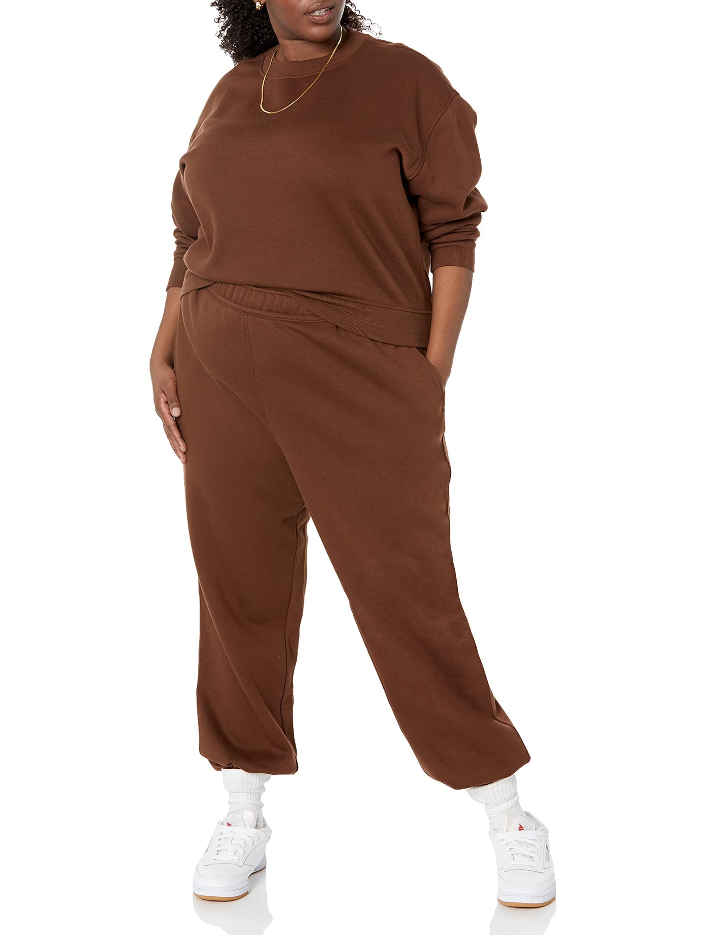 Amazon Essentials Women's Relaxed Jogger (Available in Plus Size), Deep Brown, Large