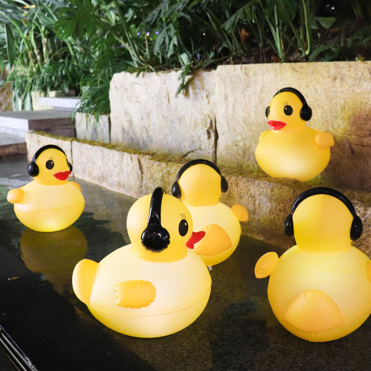 Floating Solar Lights, 16 inch Waterproof LED Pool Accessories, Glow Duck Inflatable Solar Powered Lights That Float for Pond,Hot tub,Party-2pcs