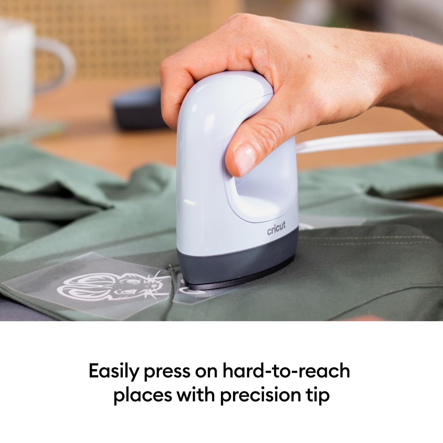 Cricut EasyPress Mini™ LT - Mint Green - Mini Heat Press for Pressing Shoes, Baby Clothes, T-Shirts, & More - Easy to Use with a Single Setting - Precision Tip - Compact & Portable Mini Iron