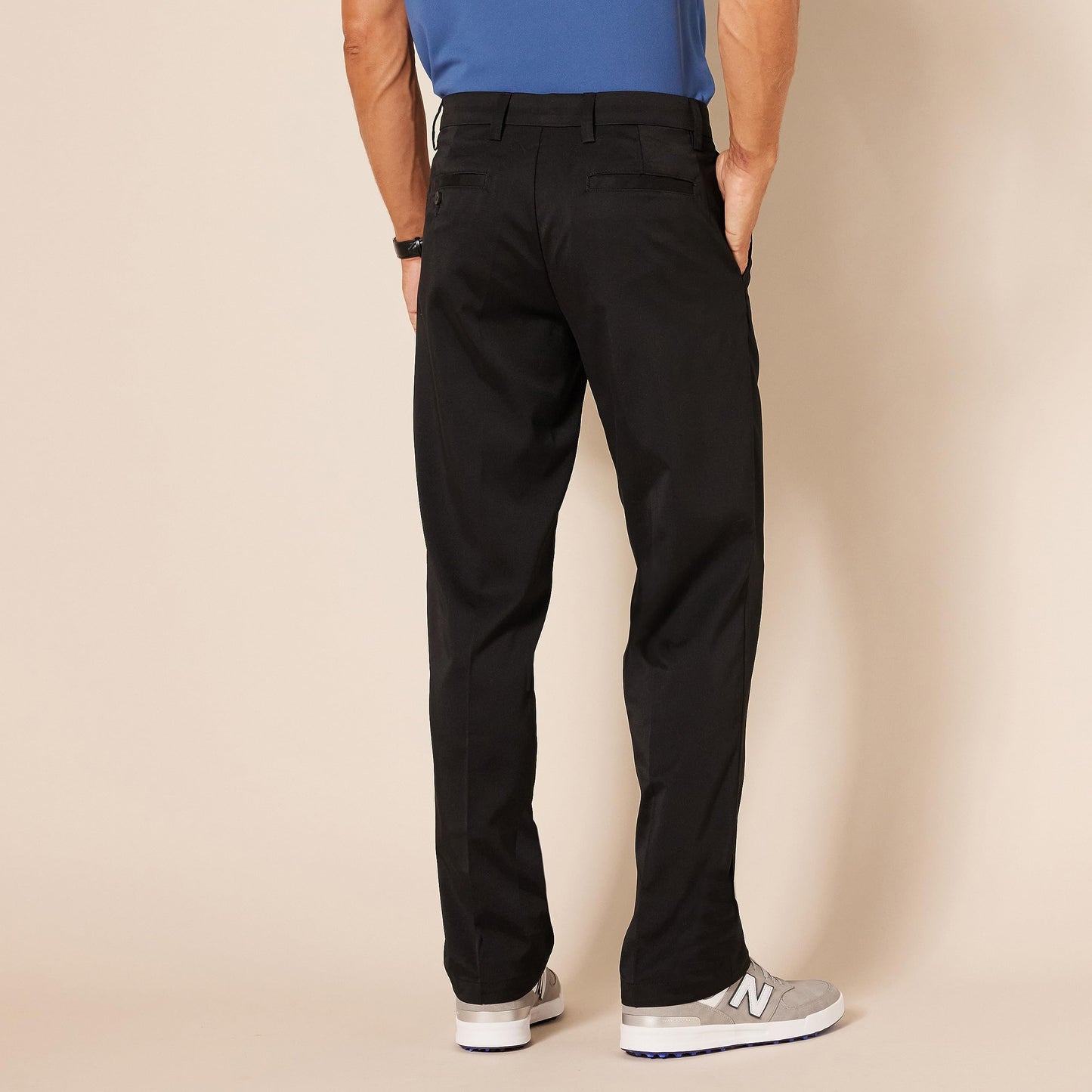 Amazon Essentials Men's Classic-Fit Stretch Golf Pant (Available in Big & Tall), Black, 42W x 32L