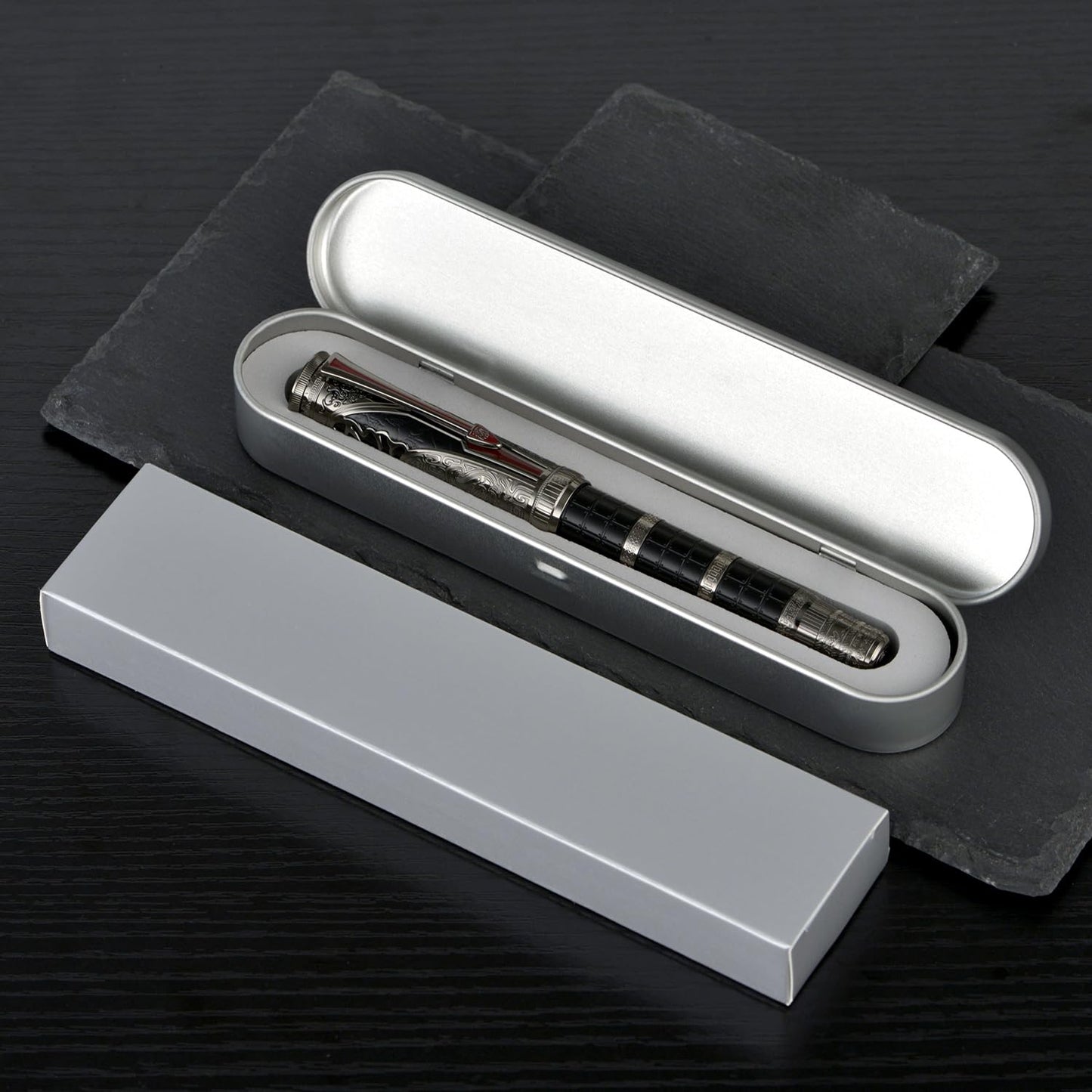 Hongdian D5X Fountain Pen Black Color Medium Nib, Qin Dynasty Retro Chinese Totem Engraving Smooth Writing Pen with Converter and Pen Box Set