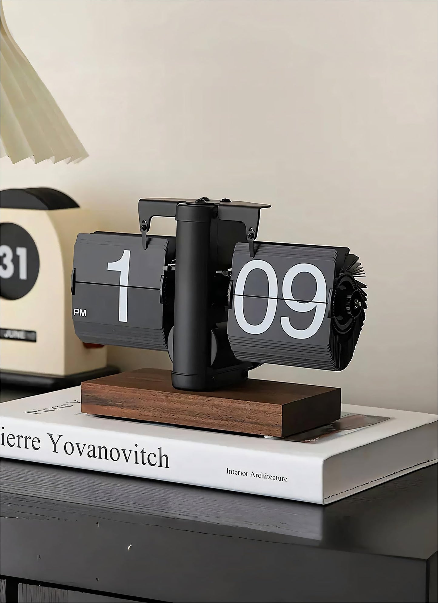 Retro Style Flip Desk Shelf Clock, Auto Flip Desk Table Clock, Classic Mechanical Digital Display Battery Powered, 12 Hours Modern Digital Mechanical Retro Flip Down Clock Black