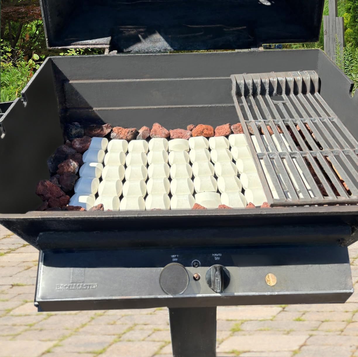 Leship Ceramic Briquettes Replacement for Turbo Nexgrill Gas Grills, Grill Briquettes Replacement for Lava Rocks, 50-Piece