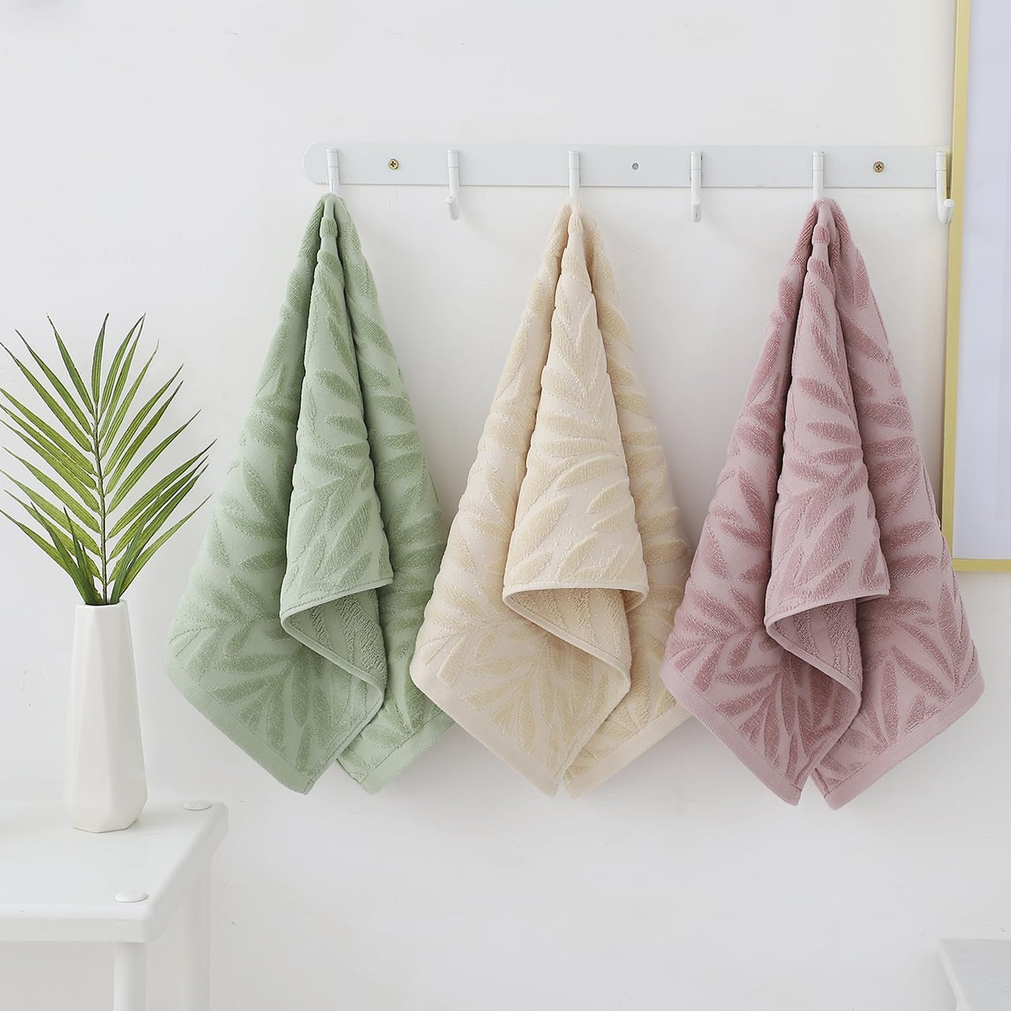 Pidada Hand Towels Set of 4 Leaf Pattern 100% Cotton Absorbent Soft Decorative Towel for Bathroom (Green)