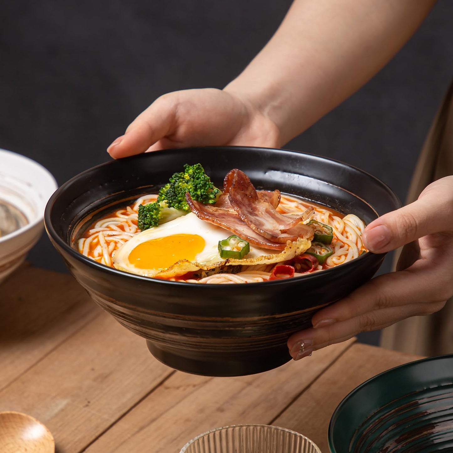YUN TAO Ceramic Ramen Bowls Set of 4, 35 oz Large Japanese Style Serving Bowls for Salad,Udon, Soba, Pho,Pasta, Asian Soup Noodle,Suitable as Housewarming Gifts