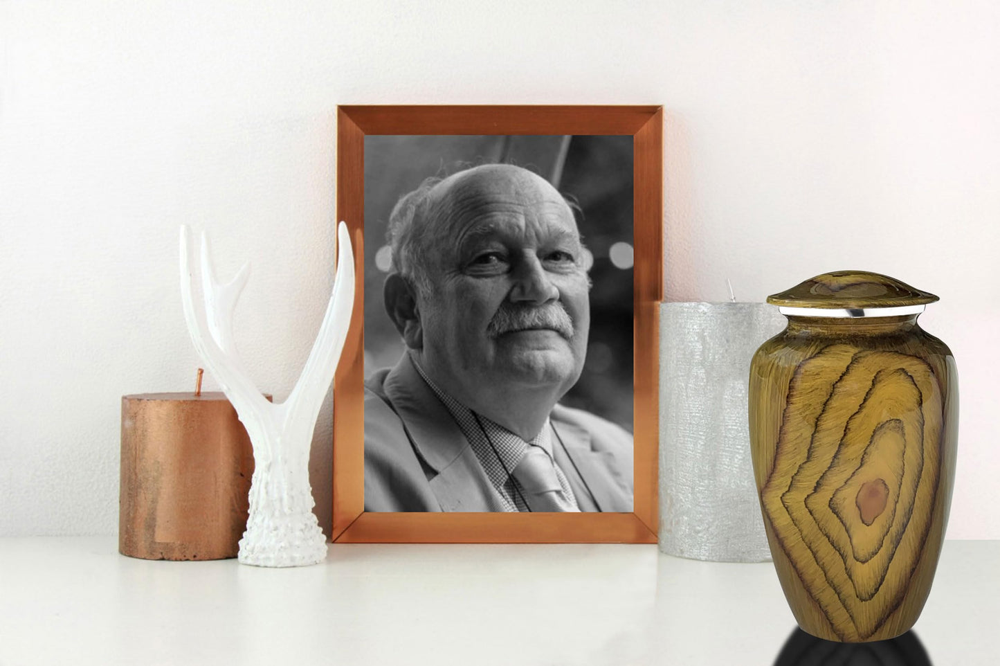 Bold & Divine Teak Root Wood Grain Finish Cremation Urn | Human Ashes Adult Memorial urn, Burial, Funeral Cremation Urns | 200 Cubic Inches Adult