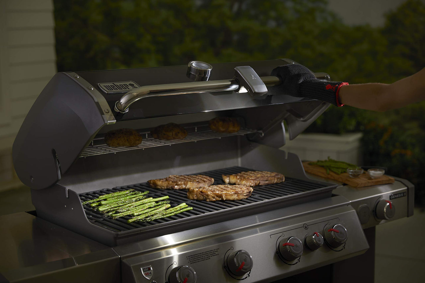Weber Handle Grill 'N Go BBQ Light, for Round Handles on Weber Spirit, Genesis and Summit BBQ Grills, Grey, (7661)