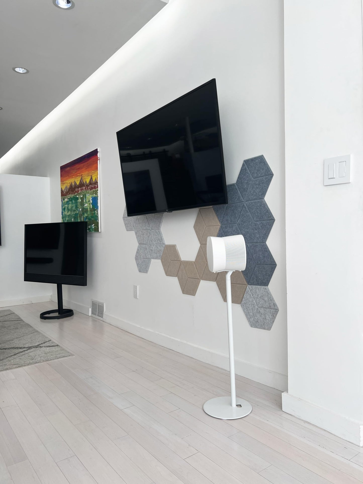 ynVISION.DESIGN Fixed Height Floor Stands Compatible with Sonos Era 100, Era 300 Speakers - Surround Sound Speaker Stands with Built-In Cable Management, Sleek and Secure, 28.2 inches tall, Pair White