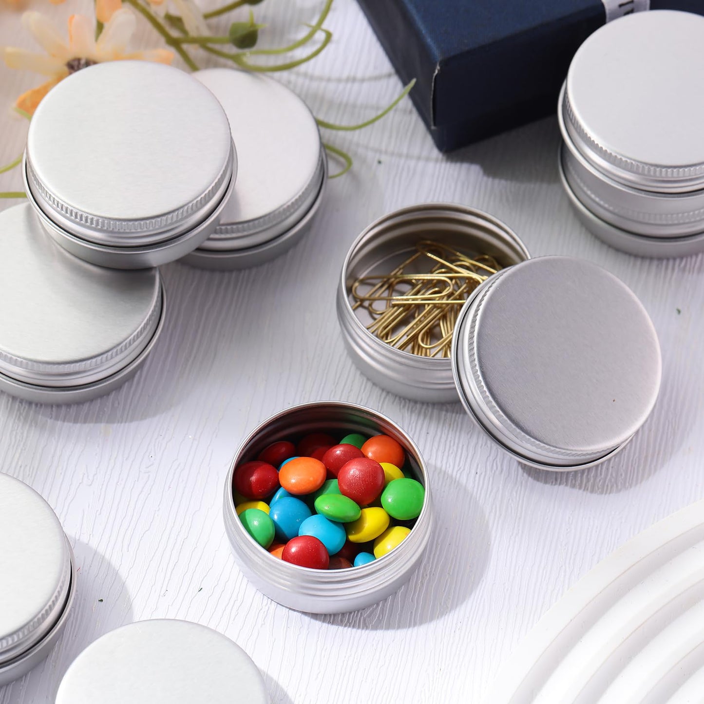 300 Pcs 0.5 oz Salve Tins with Lids Bulk Lip Balm Containers Round Metal Containers with Screw Top Lids Aluminum Silver Tin Cans for DIY Salve Candle