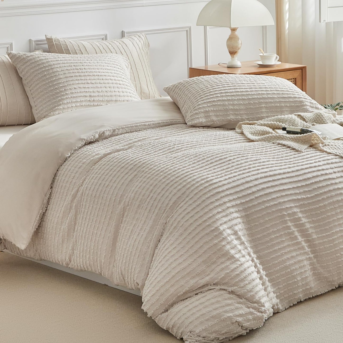 WARMDERN Boho Duvet Cover Set Queen Size,Khaki Striped Duvet Cover Microfiber Bedding Set,3PCS Ultra Soft Breathable Lightweight Tuft Texture Pattern Duvet Covers with Zipper Closure(Khaki,Queen)