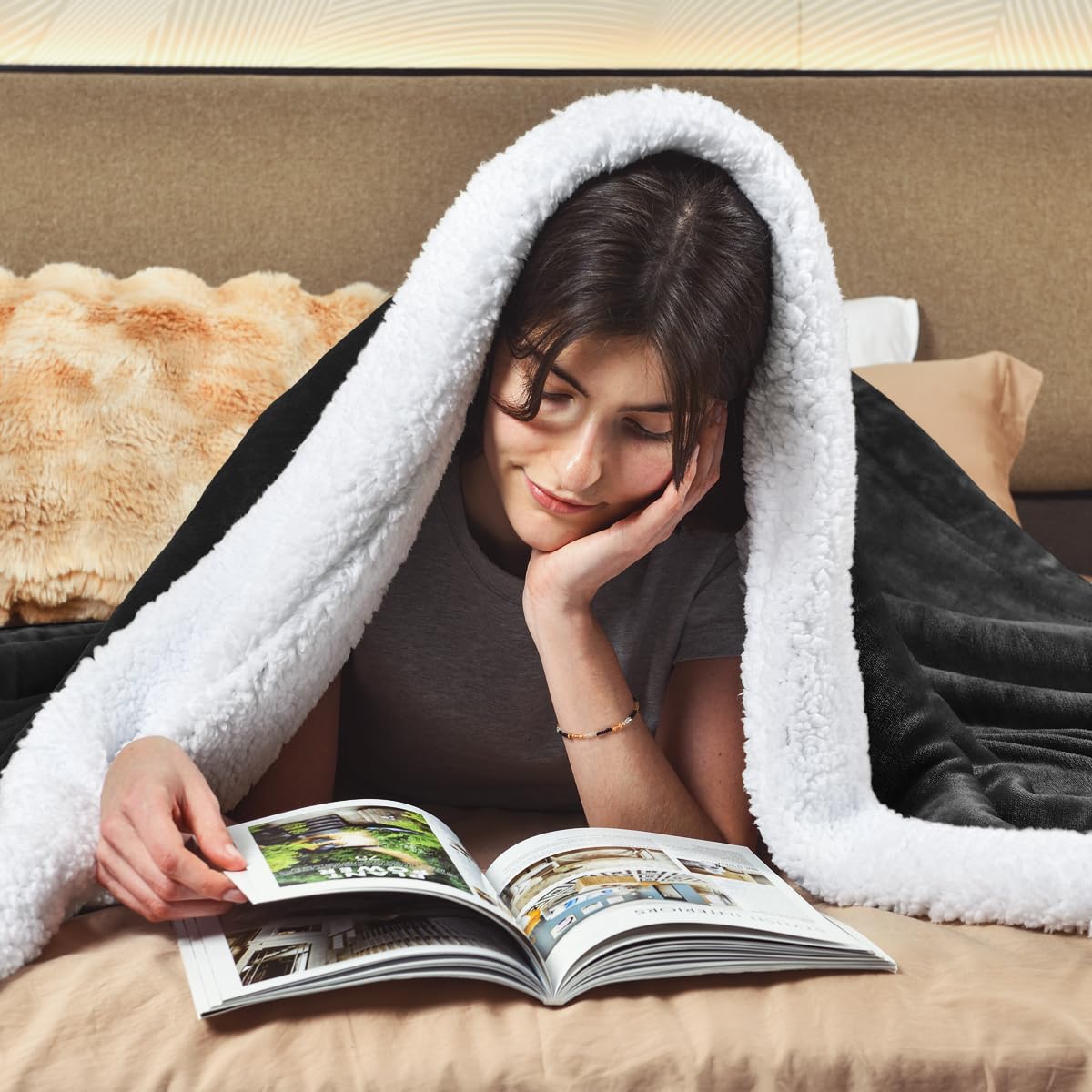 KAWAHOME Sherpa Fleece Blanket King Size Super Soft Extra Warm Thick Winter 500GSM Heavy Blankets for Couch Sofa Bed, 108" X 90"(274cmX 229cm,Dark Grey)