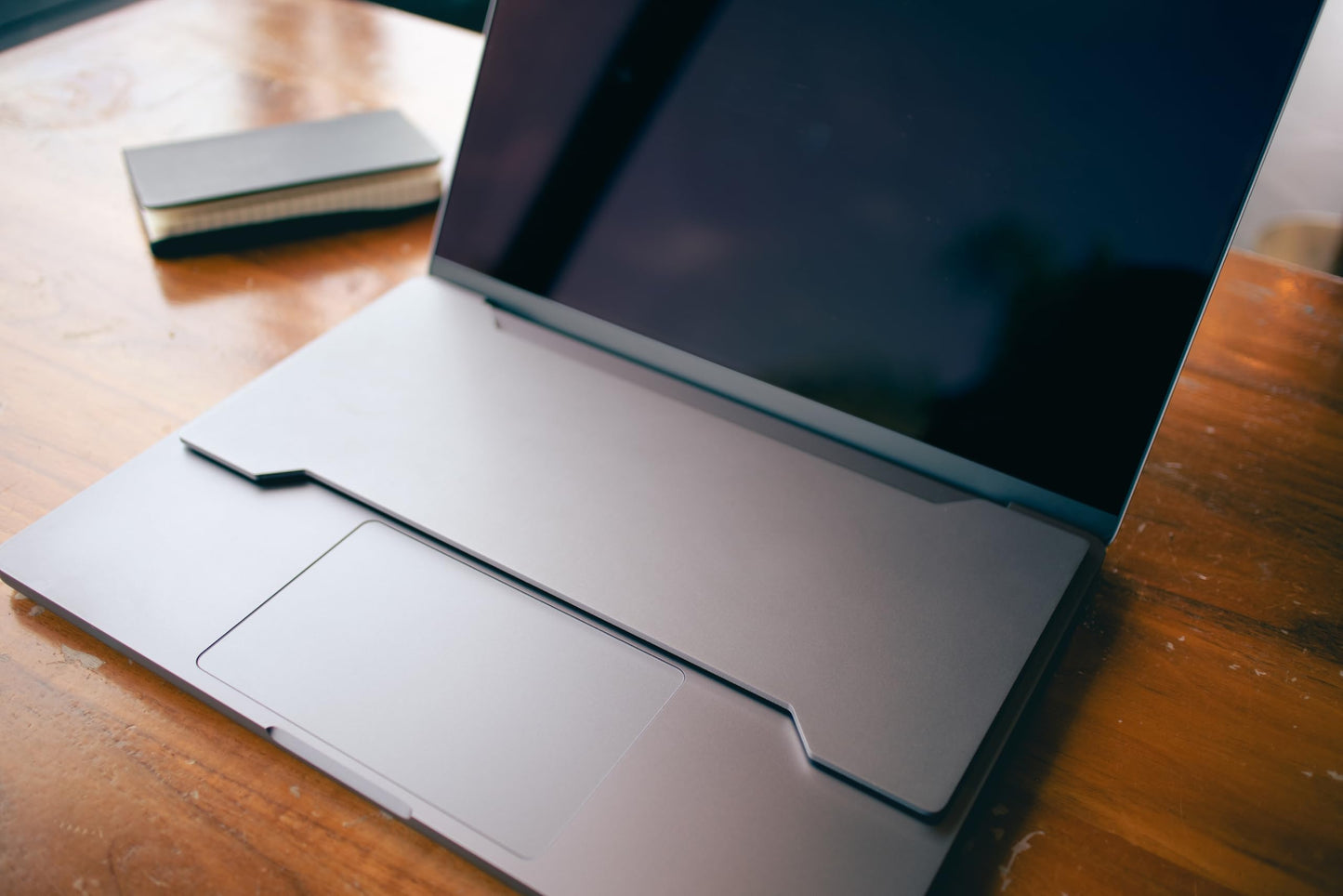 Aluminum Keyboard Bridge for Mechanical Keyboards + Laptops : Laptop Keyboard Cover For External Keyboards: Made for Apple MacBook Pro - Digital Nomad : Travel Accessory - Keyboard Riser - Meteor Gray