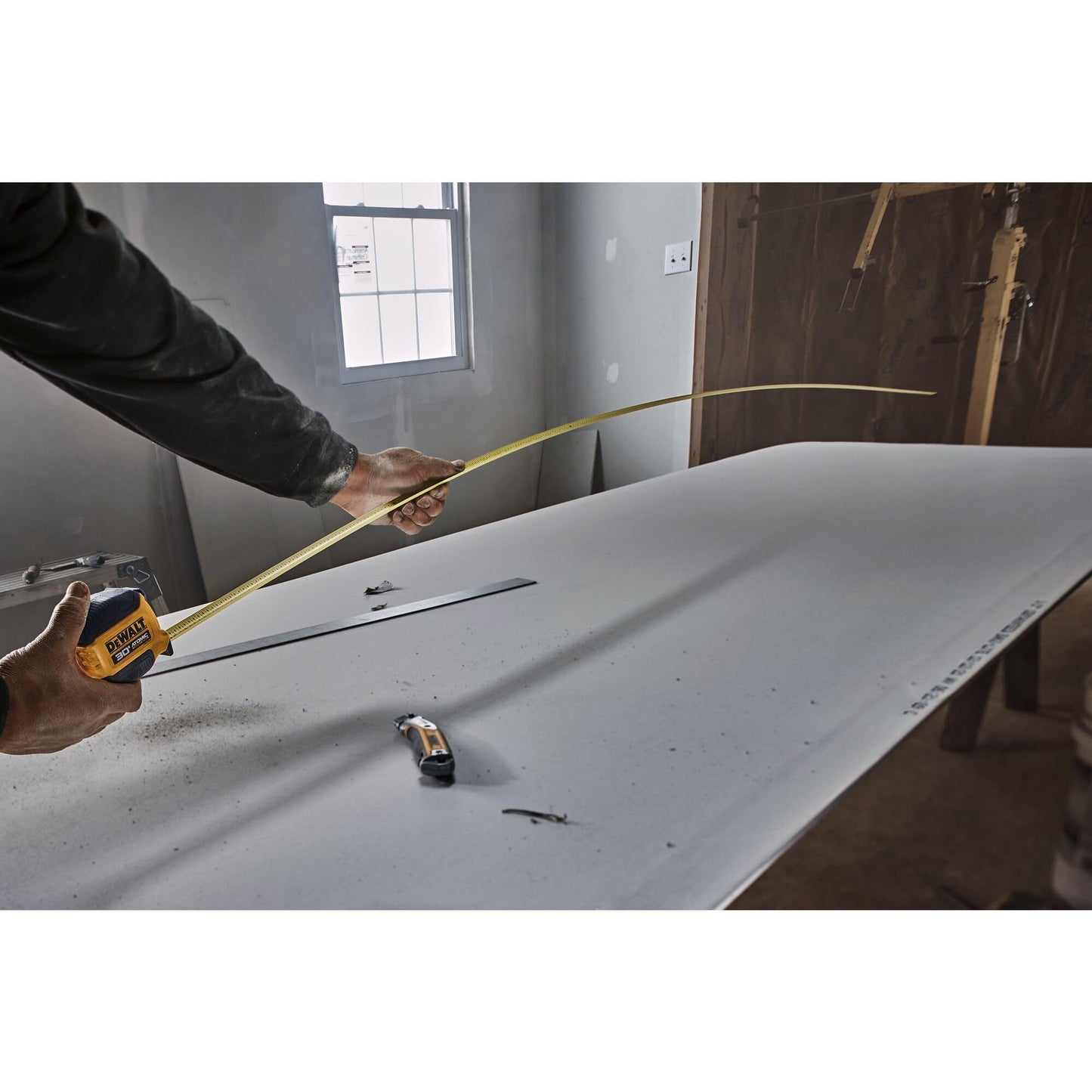 Dewalt Atomic Compact Series 30' Tape Measure