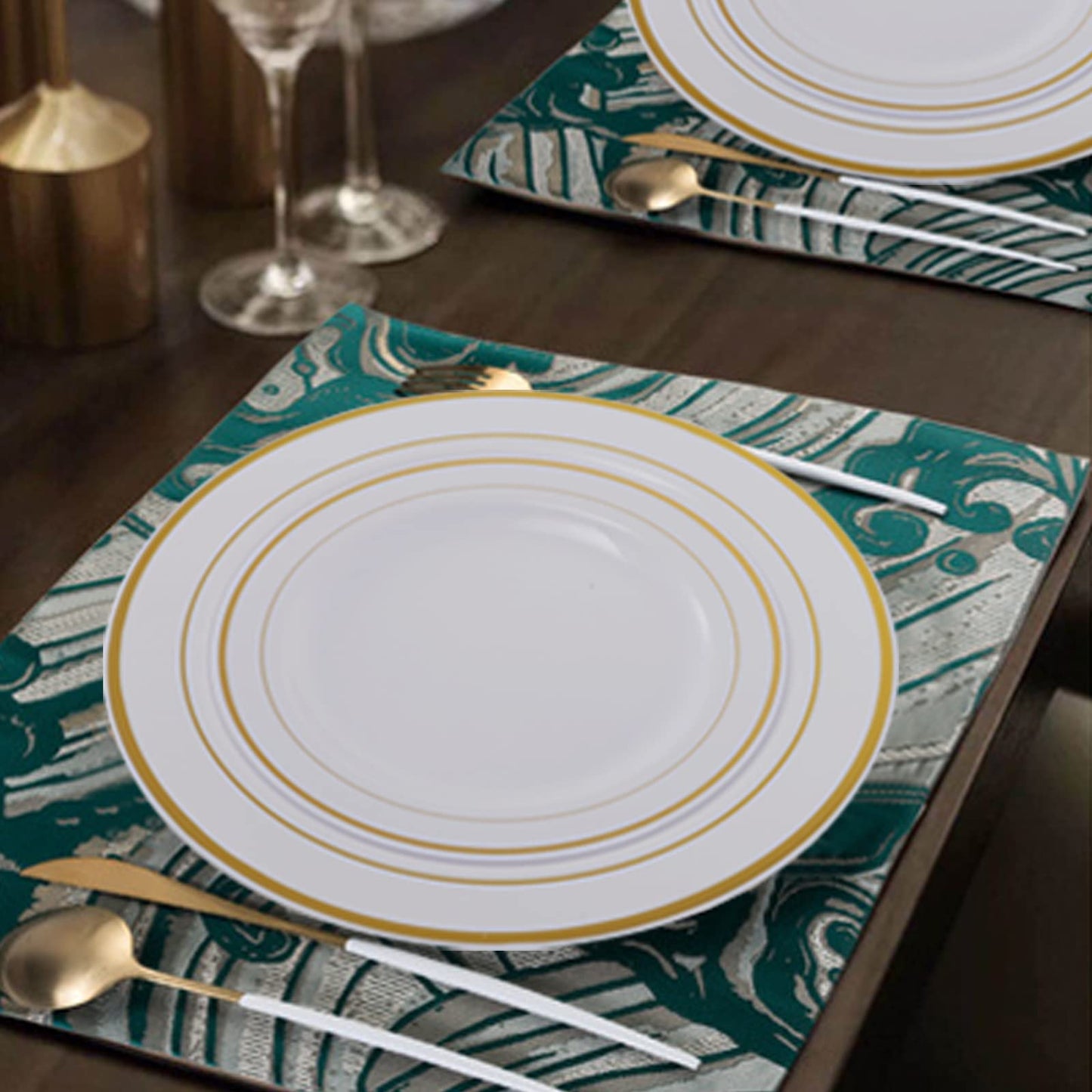 Suwimut 100 Pieces Plastic Party Plates White Gold Rim, Disposable Heavy Duty Plastic Plates Set for Parties Wedding, 50 Dinner Plates 10.25 Inch and 50 Salad Dessert Plates 7.5 Inch