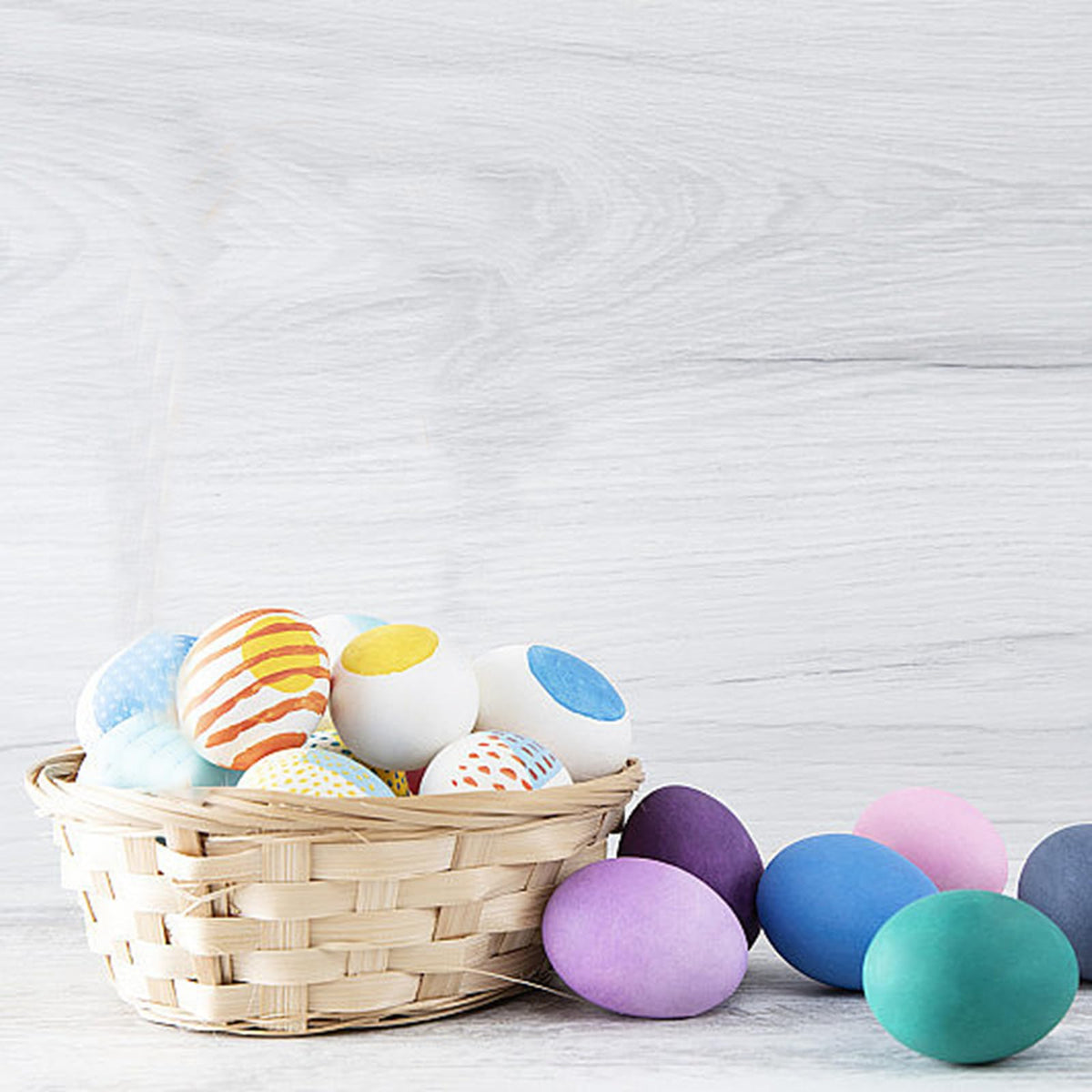 TOPZEA 10 Pack Round Gift Baskets, 8 Inch Natural Bamboo Woven Fruit Basket, Small Wicker Bread Roll Serving Basket, Food Storage Bin Handmade Baskets for Kitchen Restaurant Centerpiece Christmas