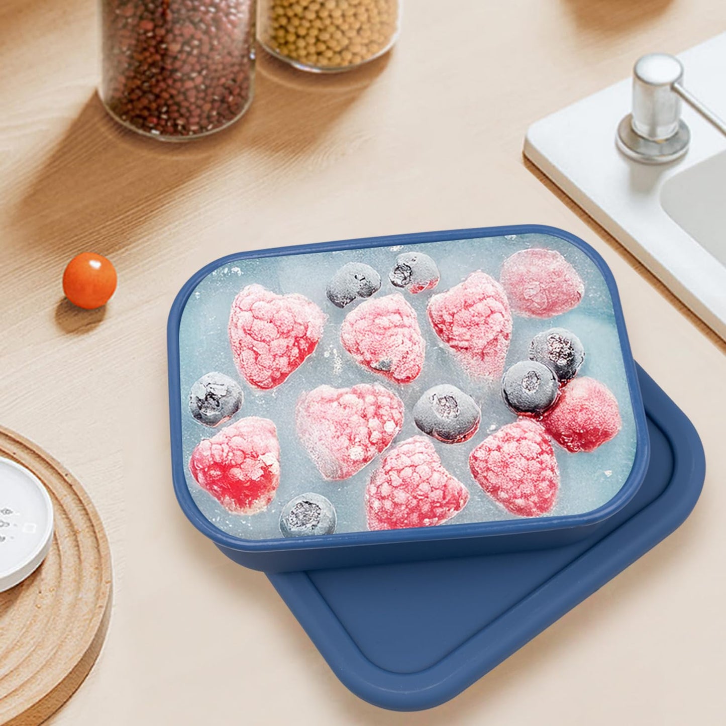 8 Pack 2 Cup Silicone Freezer Trays with Lid, Reusable Soup Containers Freezer Molds Food Preserving Tray for Ice Soup Sauces Stews (Blue, 700ML)