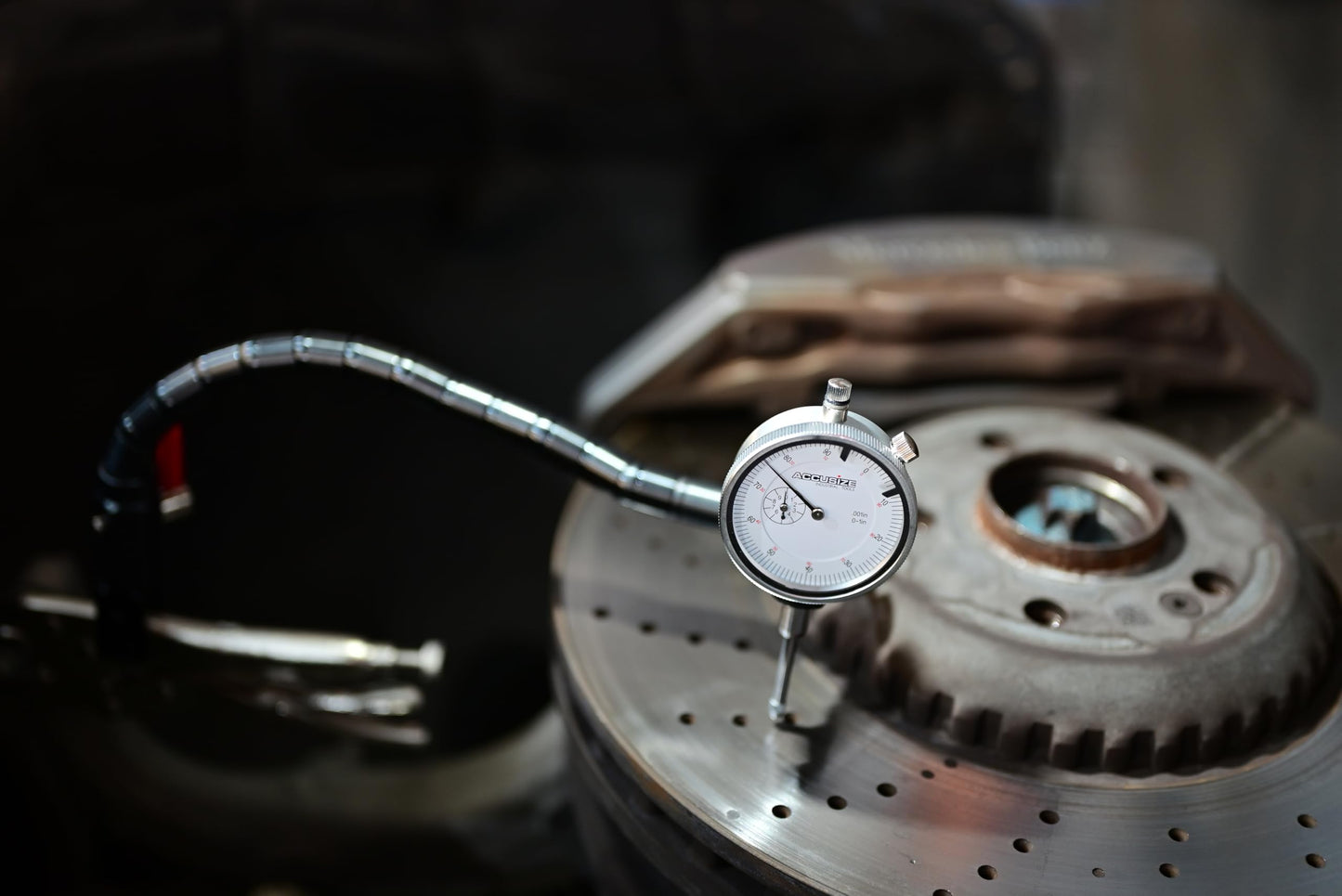 Accusize Industrial Tools Premium Automotive Products - Disc and Rotor/Ball Joint Gage, 1'' x 0.001'' Indicator plus a Flexible Stem Holder, 0510-0916