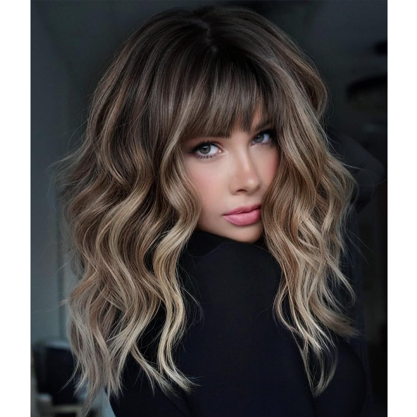 KOME Brown Wig with Bangs,Brown Highlight Wavy Wigs for Women,Shoulder Length Curly Synthetic Hair Wig for Party Daily Use 18IN…