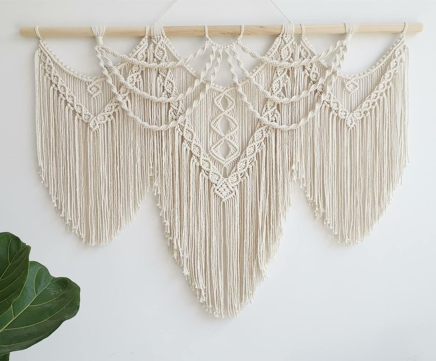 Betylifoy Macrame Wall Hanging Large Boho Chic Woven Tapestry Beige Tassel Tapestry Cotton Rope Woven Wall Art Decor for Bedroom Living Room Apartment Dorm Backdrop (Beige-fringe)