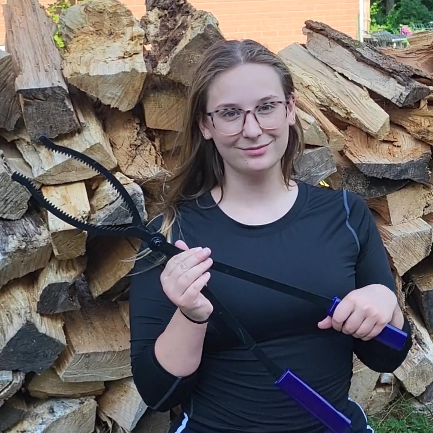 28" Firewood Tongs Log Grabber for Outdoor Indoor Campfire Firepit Bonfire Fireplace Tongs Heavy Duty Wrought Rustproof Safely Moves Firewood