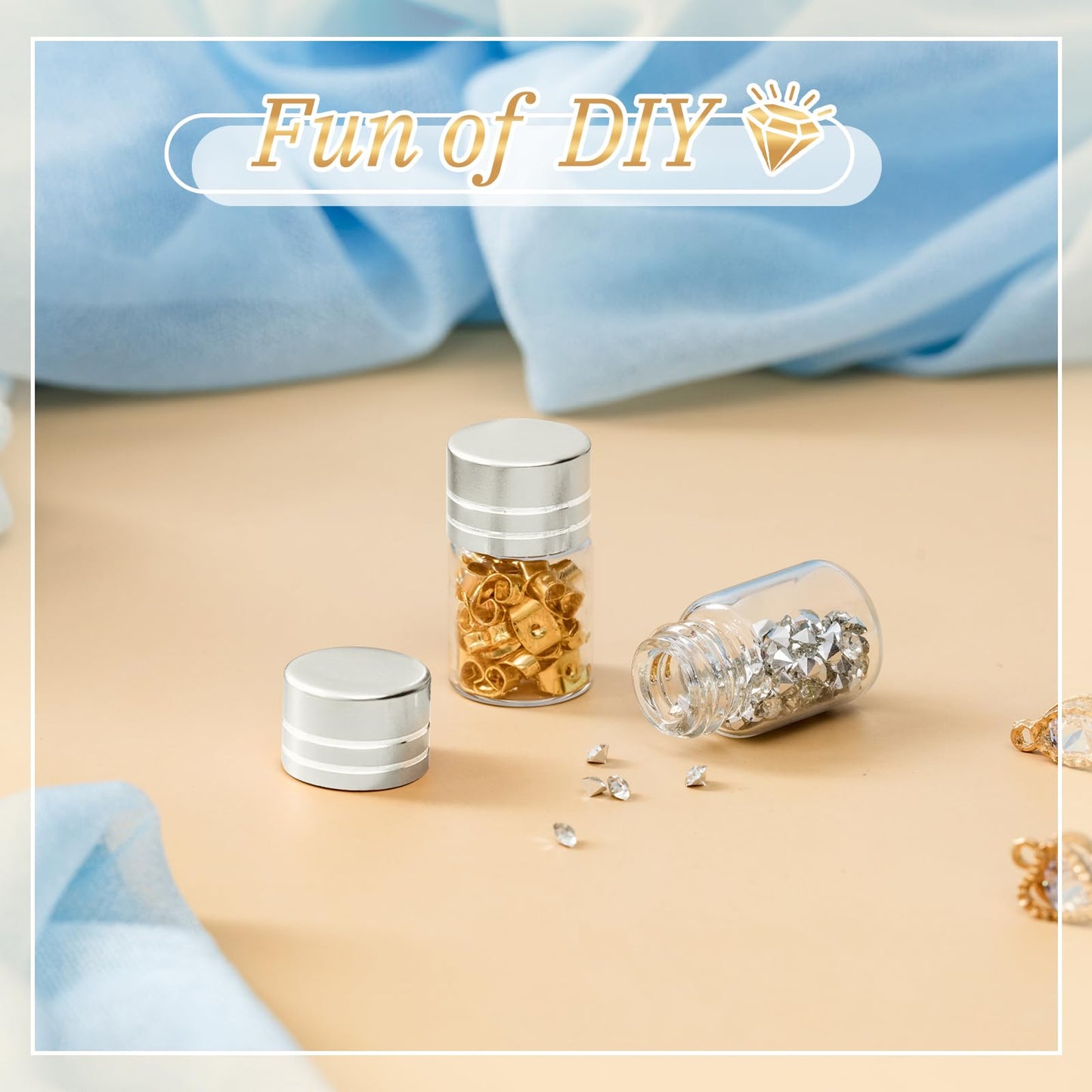 Didaey 50 Pcs Mini Glass Bottles with Screw Caps 2ml Tiny Glass Vials Small Clear Jars Empty Wishing Gift Bottles Jars Tiny Vials Containers for DIY Storage Art Craft Decor (Silver)