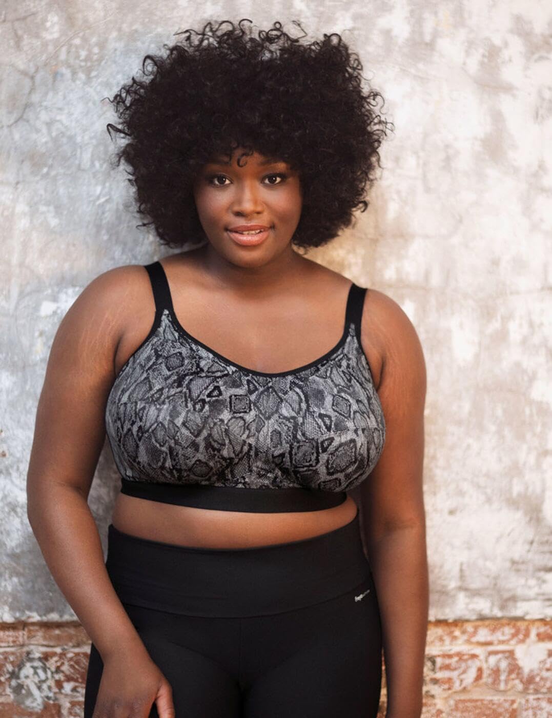 GODDESS Women's Plus Size Non Wired Comfort Sports Bra, Black Snake, 38K