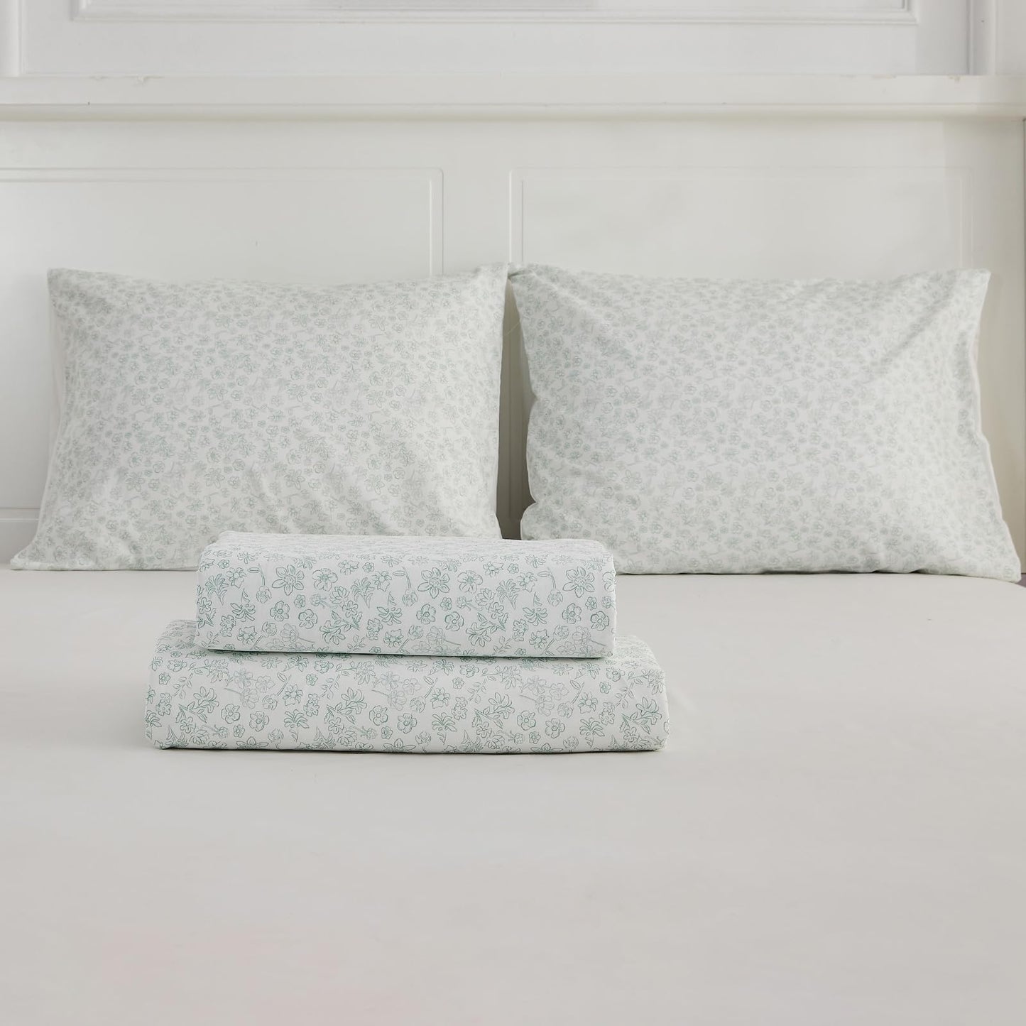 Gogreen 100% Cotton Sheet Set Queen Size, Light Geen Floral, 4PC Set, Breathable Bed Sheet for Hot Sleeper and Night Sweats, Deep Pocket Up to 16 Inches