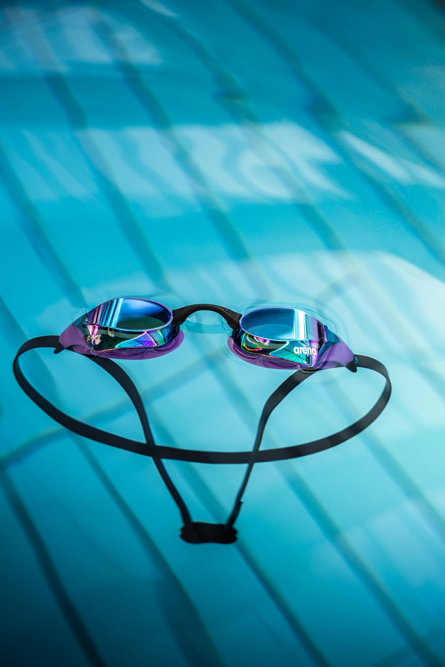 Arena Unisex Cobra Core Swipe Anti-Fog Racing Swim Goggles for Men and Women Polycarbonate Mirror Lens, Yellow Copper/Choco