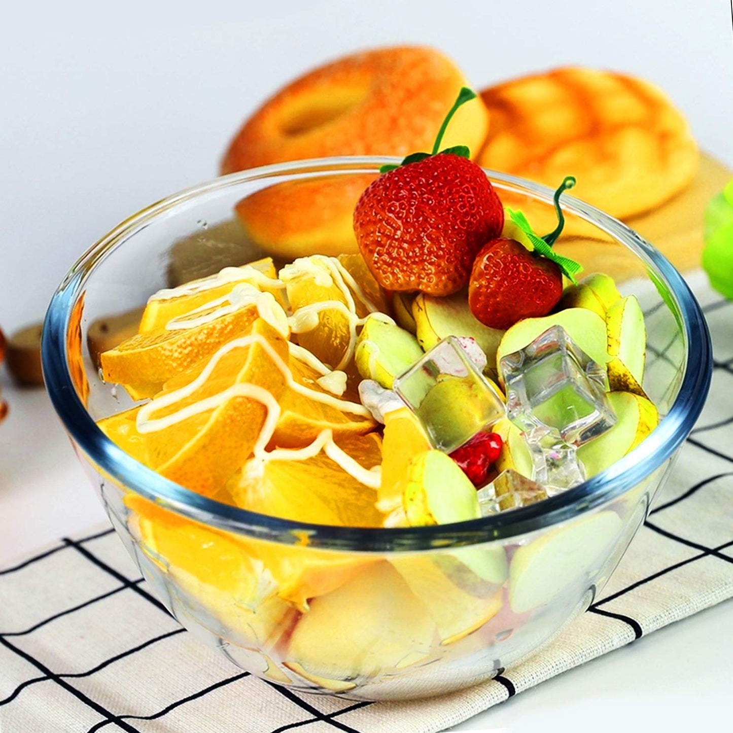 Luvan High Borosilicate Glass Mixing Salad Bowls with Lids Set of 3,4.5QT,2.7QT,1.1QT, Large Kitchen Nesting Bowls, Great for Food Storage, Cooking, Baking,Prepping,Dishwasher and Microwave Safe-3PCS