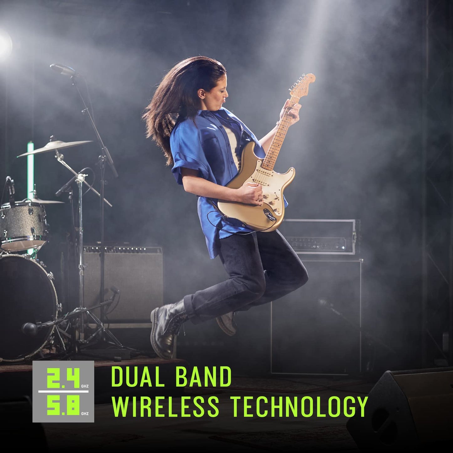 Shure GLX-D+ Dual Band SB904 Lithium-Ion Rechargeable Battery with up to 12 Hours of Runtime, Compatible with GLXD+ Digital Wireless Systems (GLXD1+ Bodypacks and GLXD2+ Handheld Transmitters)