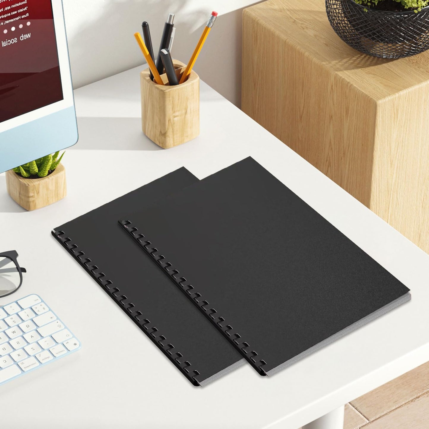 HOUYEE 100 Pack 16 Mil Poly Binding Covers,Sand Texture Binding Presentation Covers,8.5x11 Inches,Letter Size,Black,Square Corners,Un-Punched