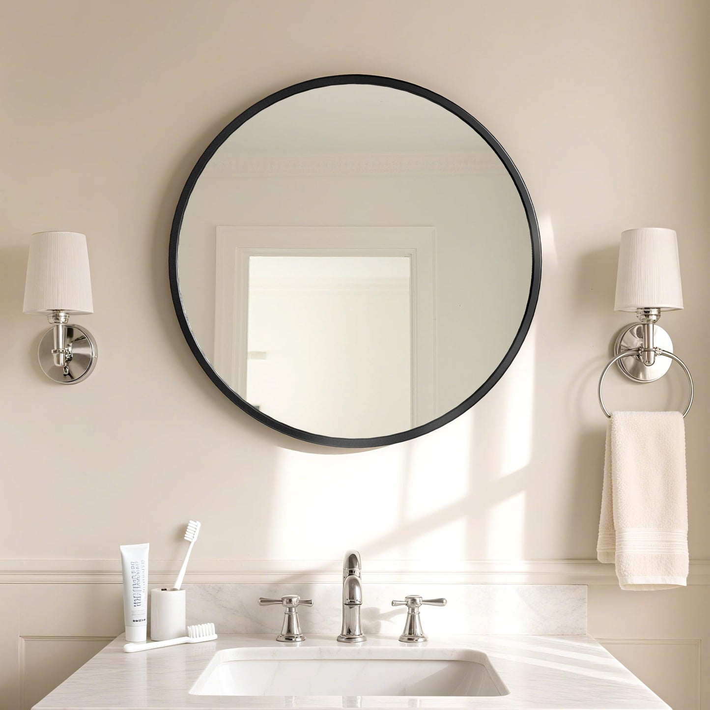 CUCZUUS Wall-Mounted Round Tempered Glass Mirror, Bathroom Vanity Mirror, Modern Style, Aluminum Alloy Frame, Circle Mirrors for Living Room, Bathroom, Vanity, Entryway (Black, 50x50 cm)