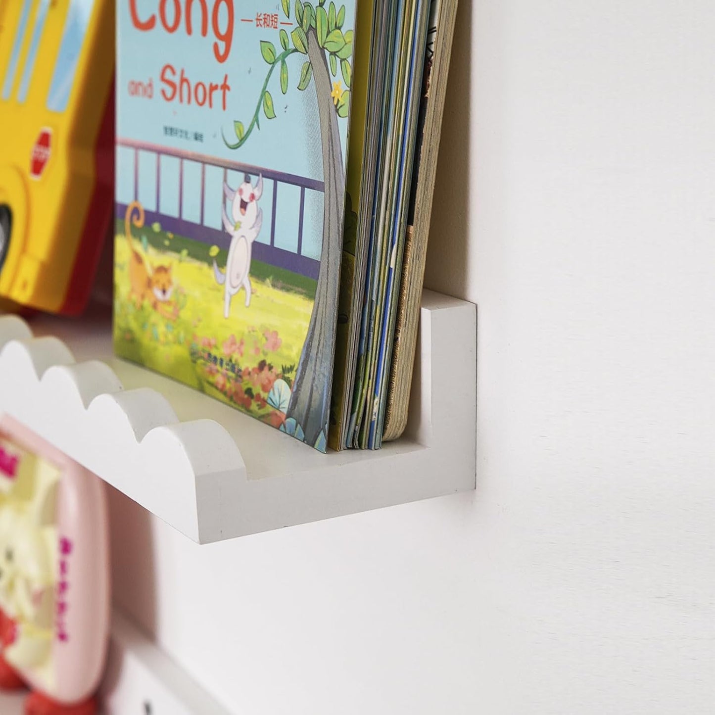 Watelife Nursery Book Shelves, 4-Pack White Floating Shelves for Wall Kids, Scalloped, Wall Book Shelve for Bedroom Kids, Toddler Room, Baby Room, Nursery Decor(Medium 23 Inches)