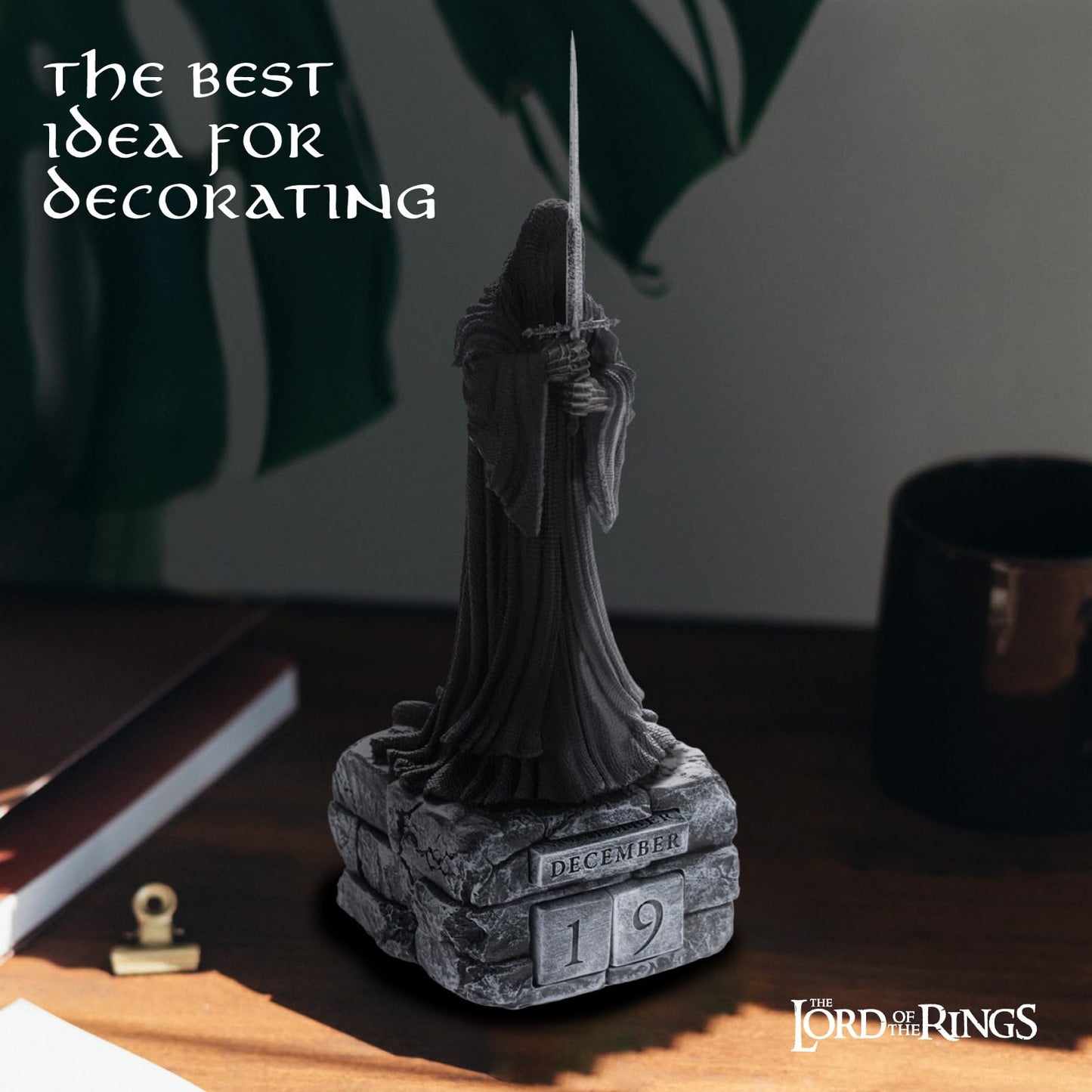 Grupo Erik: Lord of the Rings Calendar | Lord of the Rings Nazgul Table Calendar, Perpetual Calendar 9 x 9 x 23 cm, LOTR Gadget, Angmar Warlock King 3D Calendar
