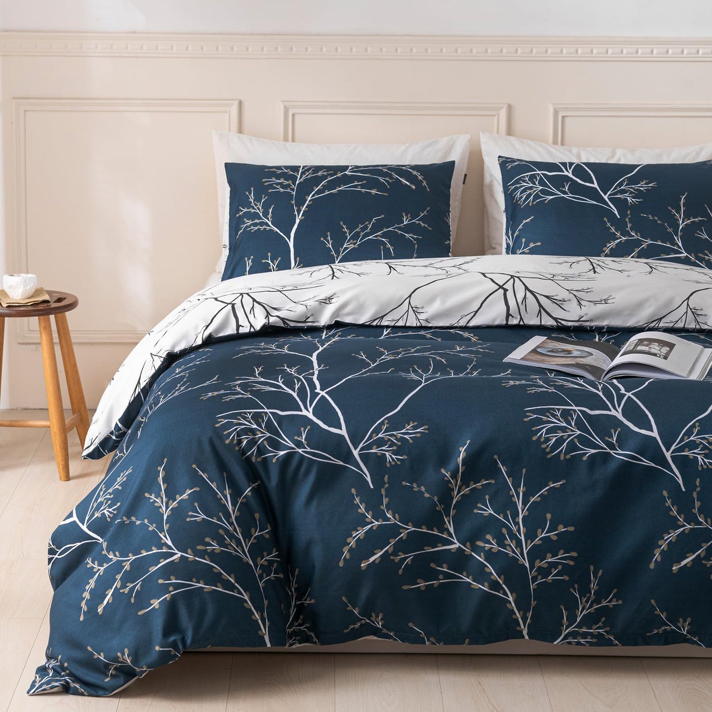 Duvet Cover King, Ultra Soft Microfiber Bed Set, Tree Branches Pattern Bed Sets, 3 Piece Breathable King Duvet Cover Set with Zipper Closure, Corner Ties, (104x90 Inch, Blue)