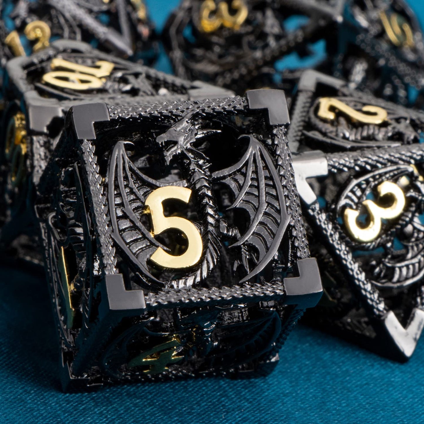 ARUOHHA Hollow Metal DND Dice Black Gold Dragons Dice Set with Gift Box, Compatible with D&D RPG Role Playing Game, Dungeons Polyhedra D and D Dice D20 D12 D10 D8 D6 D4