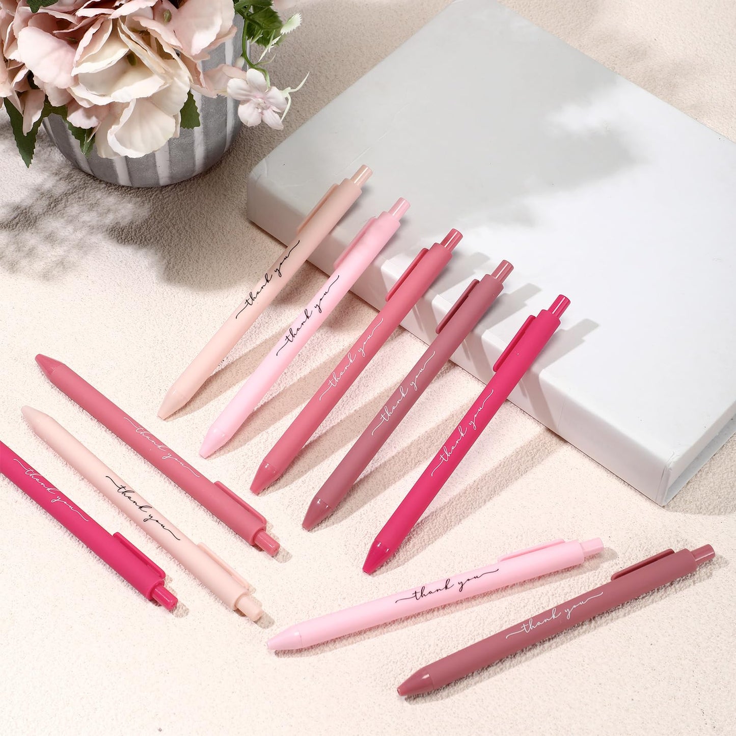 Dispowreath 200 Pcs Thank You Pens Bulk Pink Party Favors Pink Candy Bridal Shower Ballpoint Pen for Women Wedding Baby Shower Server Waitress Coworker Teacher Nurse Physician Medical Assistant Gifts