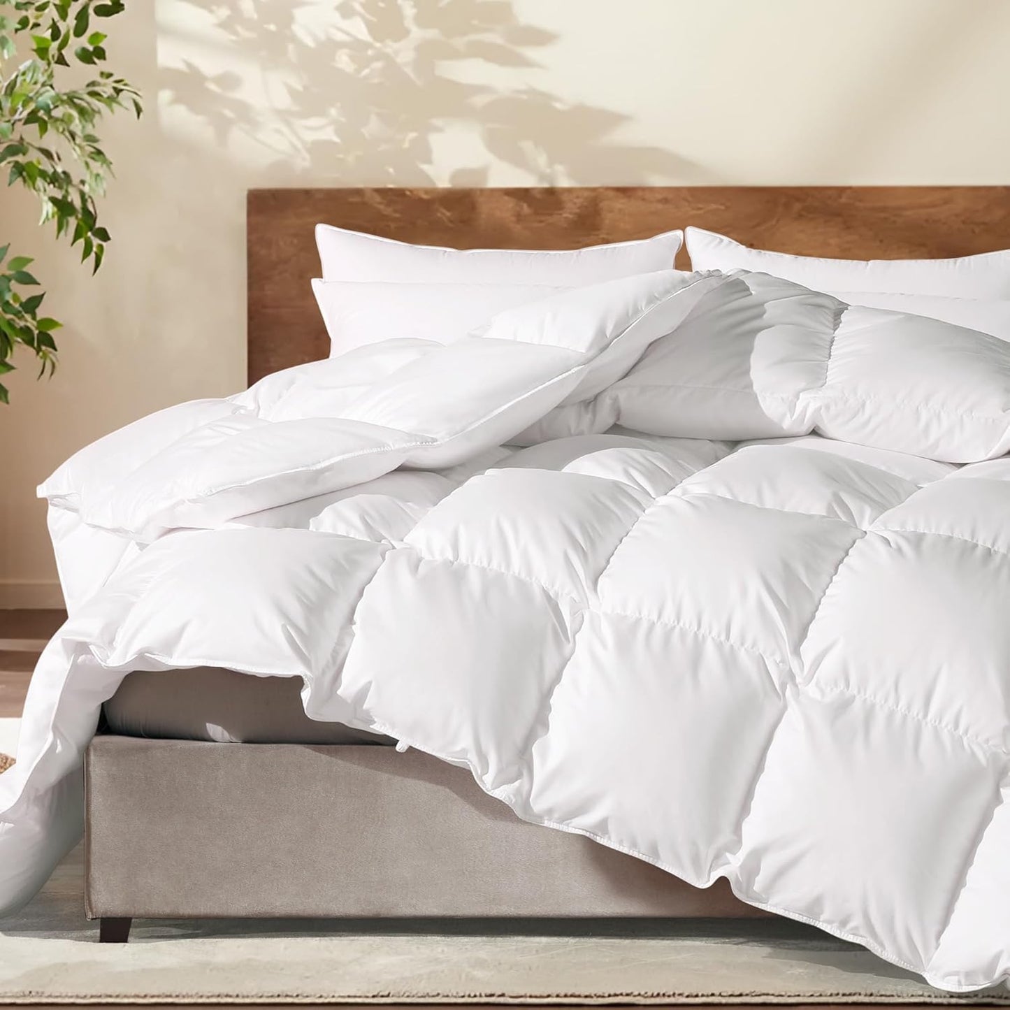 Mosluna Feather Down Comforter Queen Size, 100% Cotton Shell All Season Duvet Insert, Luxury Hotel Bedding Comforters Cozy Ultra Soft Feather Blanket with 8 Corner Tabs, White (90 x 90 Inch)