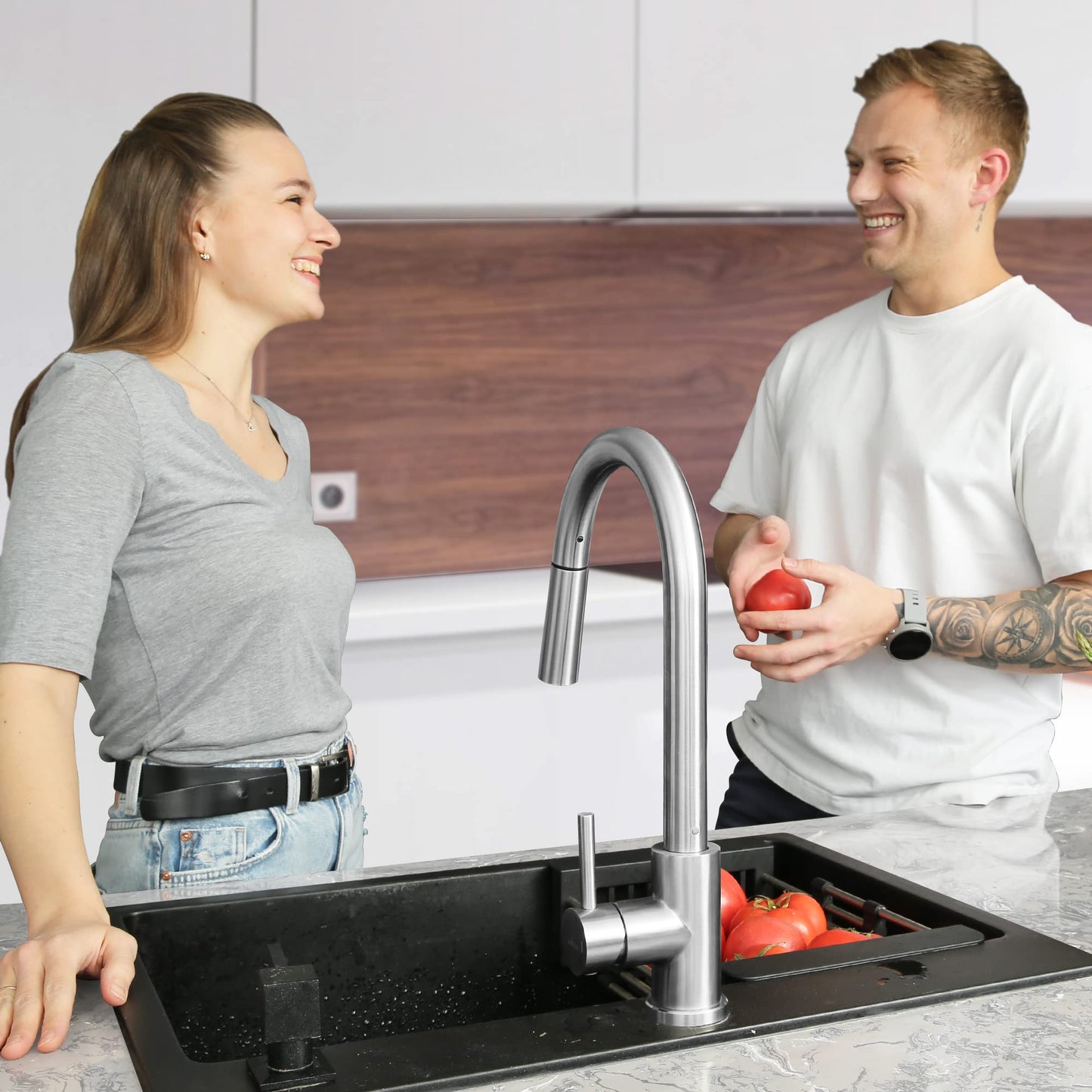 APPASO Modern Kitchen Faucet with Pull Down Multi-Flow Sprayer Brushed Nickel, Single-Handle High Arc Swan-Neck Kitchen Sink Faucet with Optional Deck Plate, Stainless Steel, AP-APS209-BN