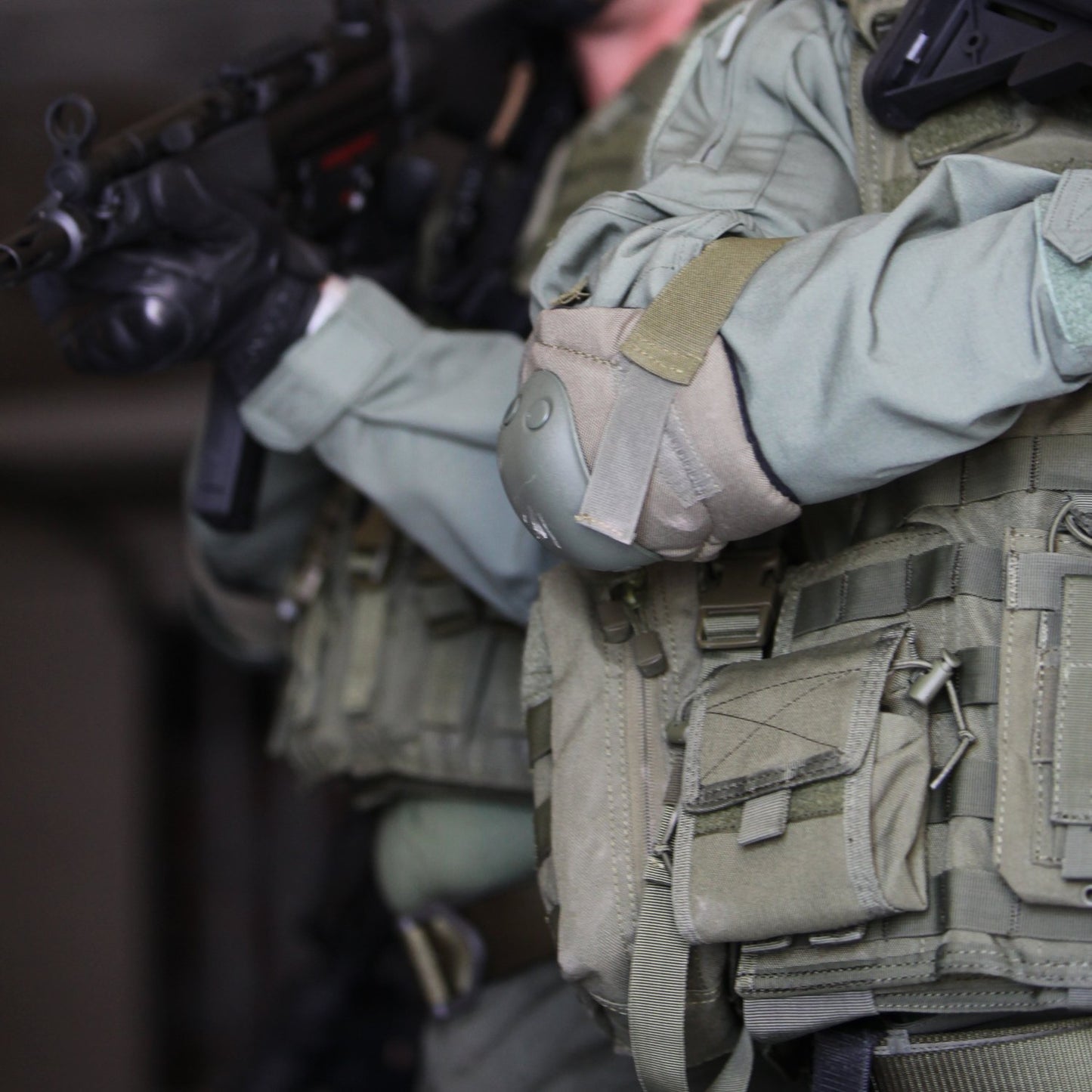 Condor Roll- Up Pouch (Black, 4.5 x 5-Inch)