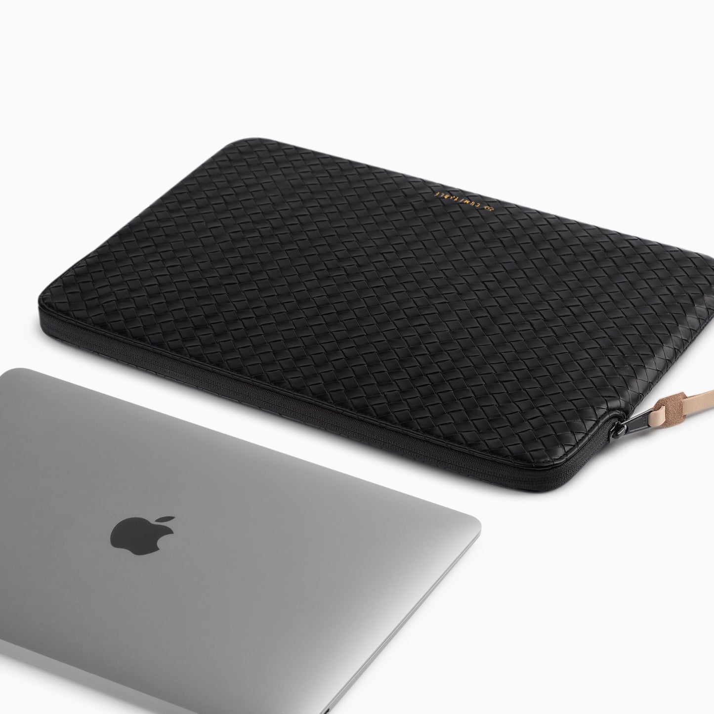 Comfyable Woven Laptop Sleeve 13 Inch Faux Leather Compatible with 13/13.3/14 Inch MacBook Air & MacBook Pro M5 M4 M3 M2 2025-2021, Mac Travel Case for Men Women, Computer Sleeve, Black