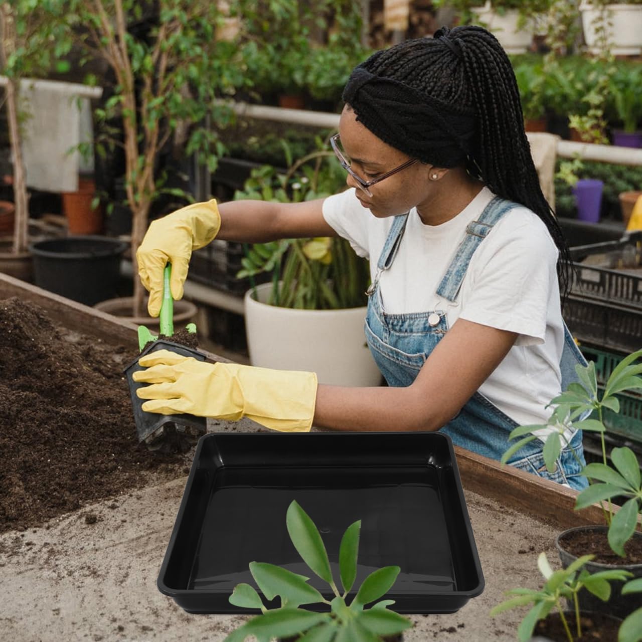 BESTonZON 2Pcs 16 Inch Square Plant Saucer Trays Heavy Duty Plastic Drip Trays for Indoor and Outdoor Pots