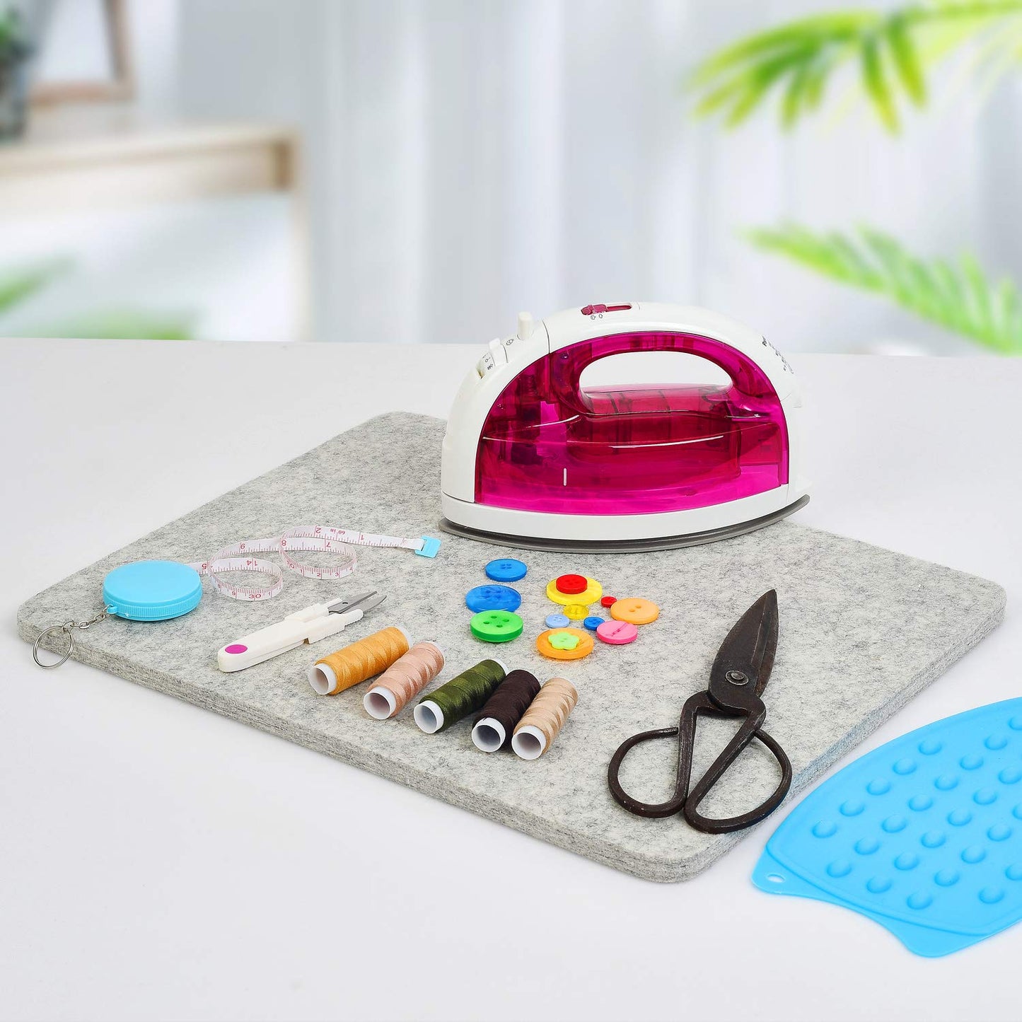 Rdutuok 17x13.5 Inches Wool Pressing Mat for Quilting Ironing Pad Easy Press Wooly Felted Iron Board for Quilters Retains Heat, Great for Quilting & Sewing Projects