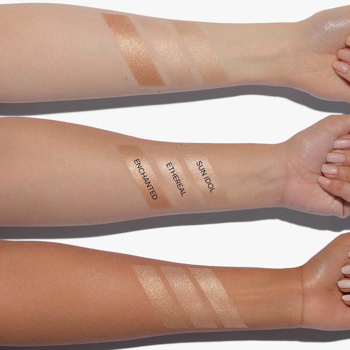 Anastasia Beverly Hills Glow Seeker - High-Pigment Sun-Kissed Powder Highlighter, Refined Second-Skin Finish with Multidimensional Radiance - Enchanted