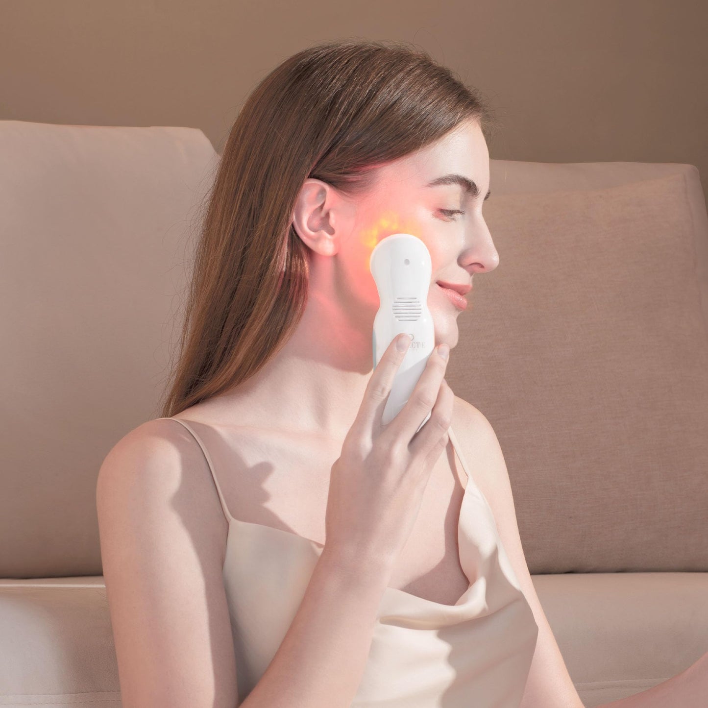 Project E Beauty LED Light Therapy Device | Red, Blue & Green LED Light Therapy | Vibration Therapy | Collagen Boost | Anti-Aging | Firming | Reduced Wrinkles | Anti-Blemish