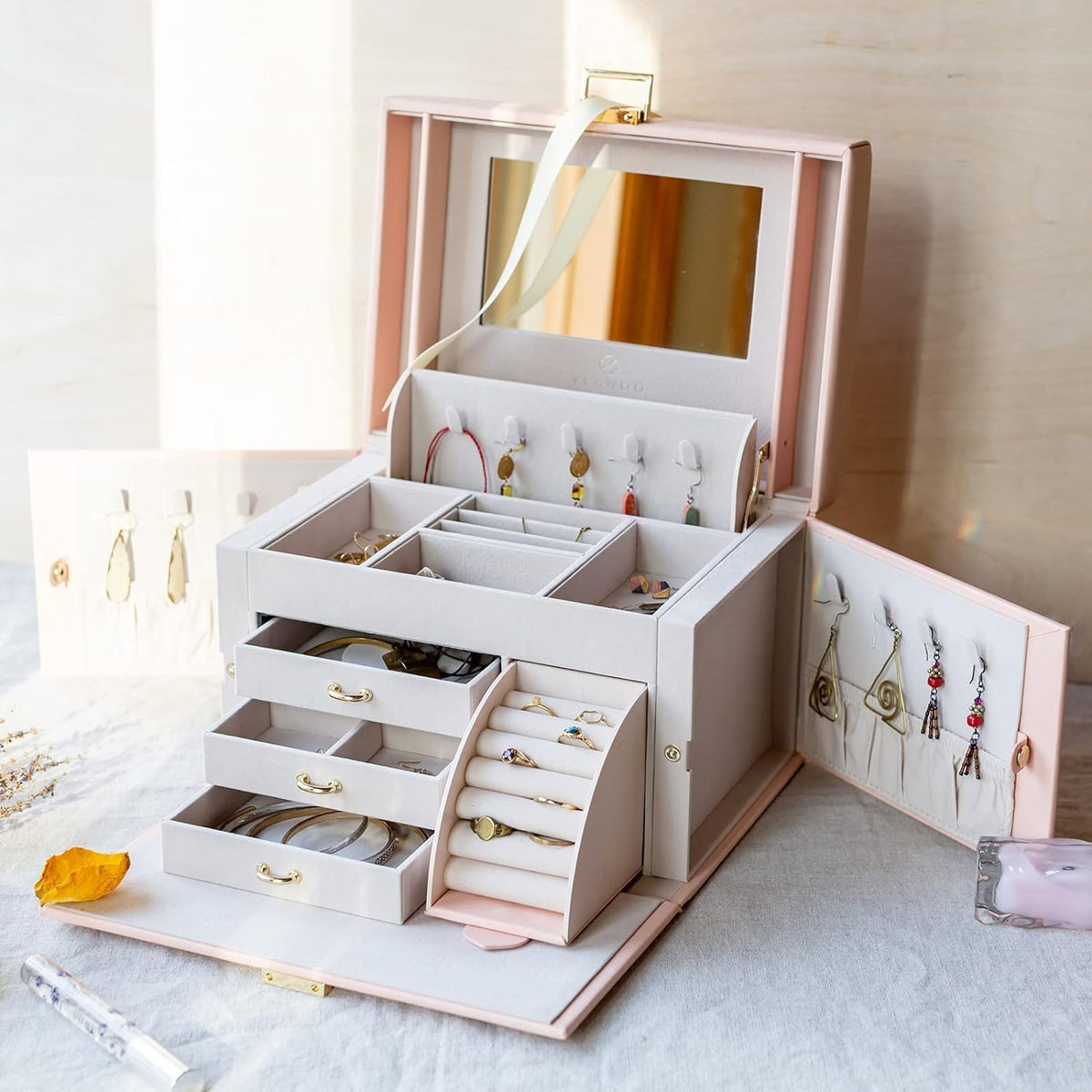Vlando Jewelry Box Organizer for Girls Women, Large Baroque Jewelry Storage Box with Mirror,Drawers for Bracelets, Earrings, Rings, Necklaces, Mothers Day Difts for Loved One, Pink